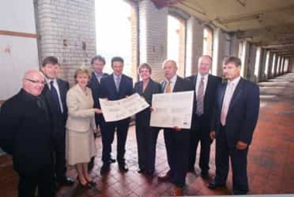 Minister Ritchie announces start of £5.1 million refurbishment work on Conway Mill