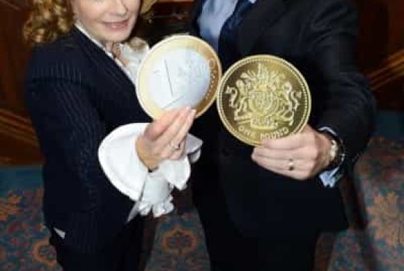 Seven community groups share International Fund for Ireland support